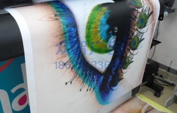 點(diǎn)擊翻開(kāi)原圖 油畫(huà)布